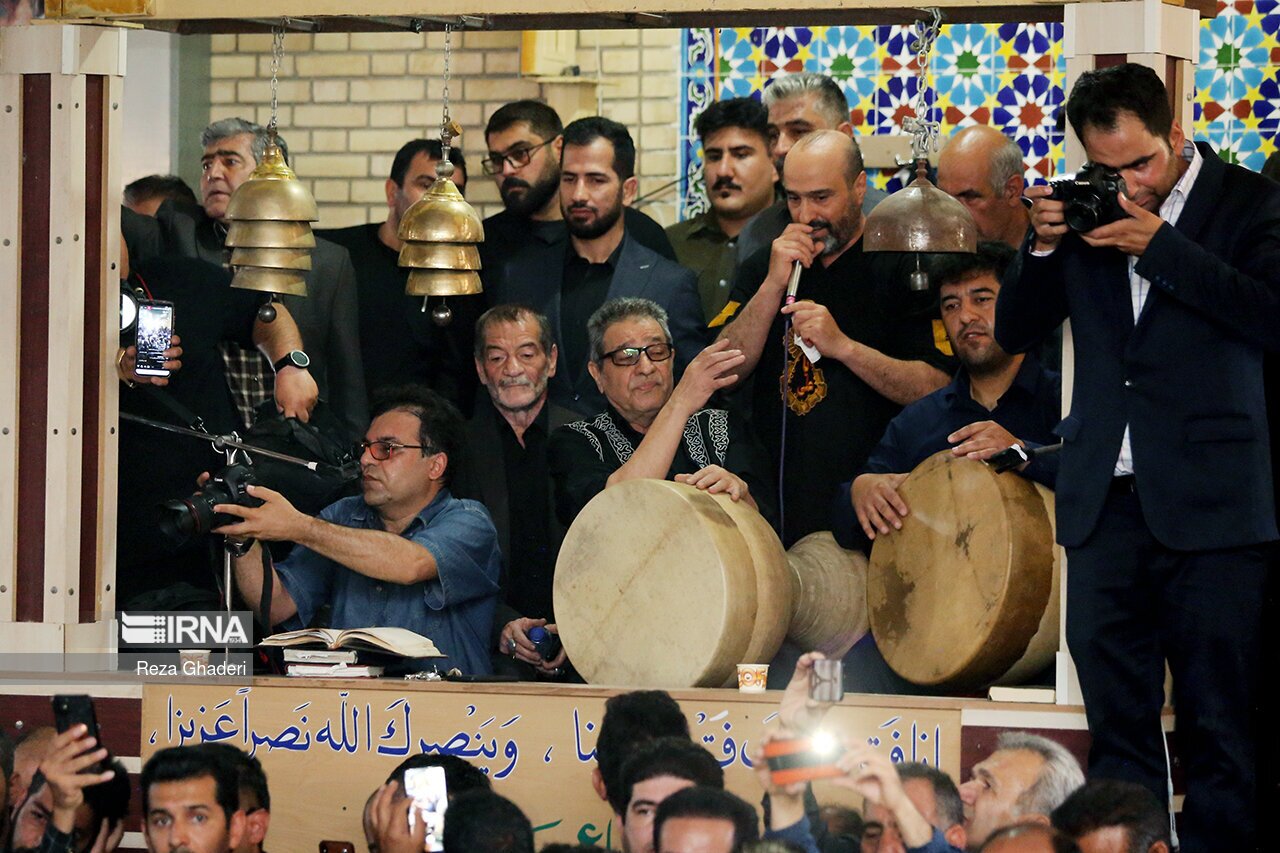 تصاویر: تشییع پیکر پهلوان «خلیل عقاب»