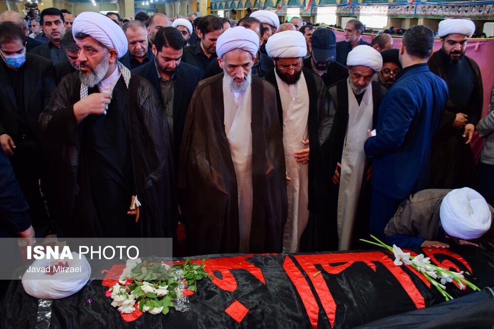 تصاویر: تشییع پیکر آیت الله سلیمانی