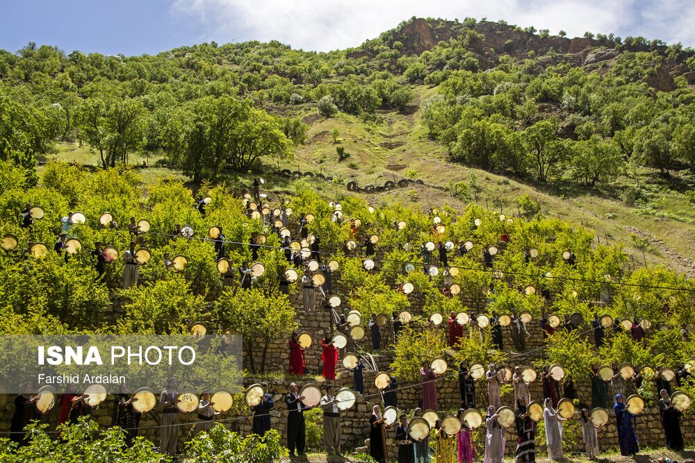 تصاویر: نوای هزار دف برفراز باینگان