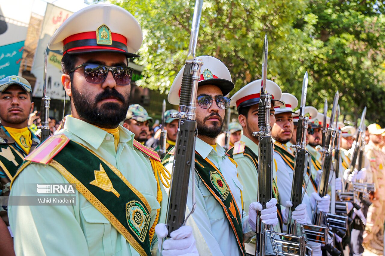 تصاویر: تشییع پیکر «محمدمهدی احمدی» که در نبرد با طالبان شهید شد