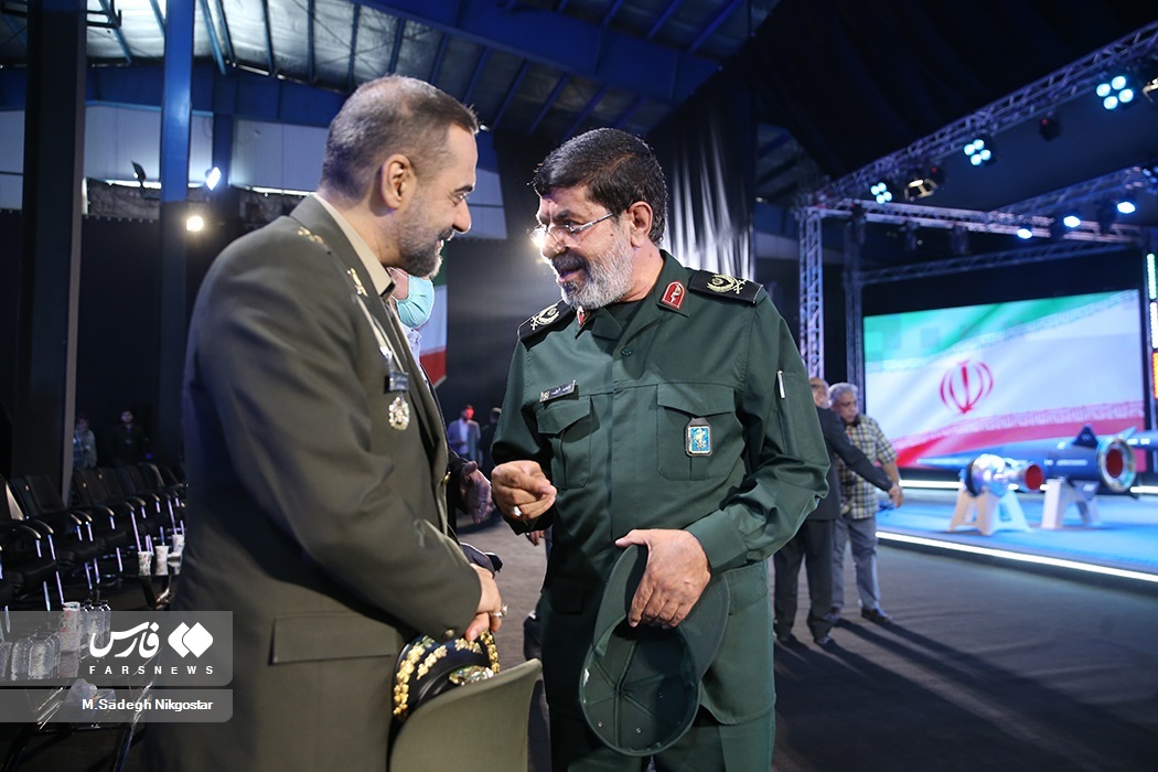 تصاویر: رونمایی از موشک هایپرسونیک «فتاح»