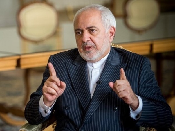 ظریف: والله که برنامه انتخاباتی ندارم؛ نه نمایندگی مجلس را خوب بلدم و نه برای کار‌های جدی‌تر آمادگی دارم / نگران شده اند؛ اصلا همه‌اش برای خودشان، هیچ چیز نمی‌خواهم / همین گوشه‌ی اتاق دانشگاه برای من کافی ست