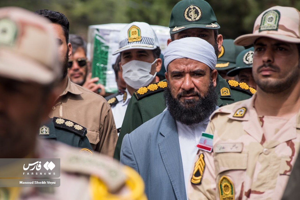تصاویر: تشییع پیکر ۵ شهید مرزبانی در «زاهدان»