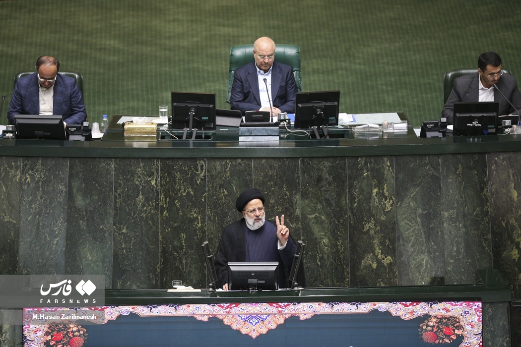 تصاویر: جلسه علنی مجلس شورای اسلامی با حضور رئیس جمهور