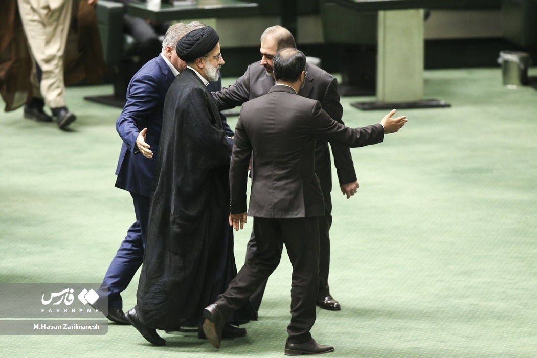 تصاویر: جلسه علنی مجلس شورای اسلامی با حضور رئیس جمهور