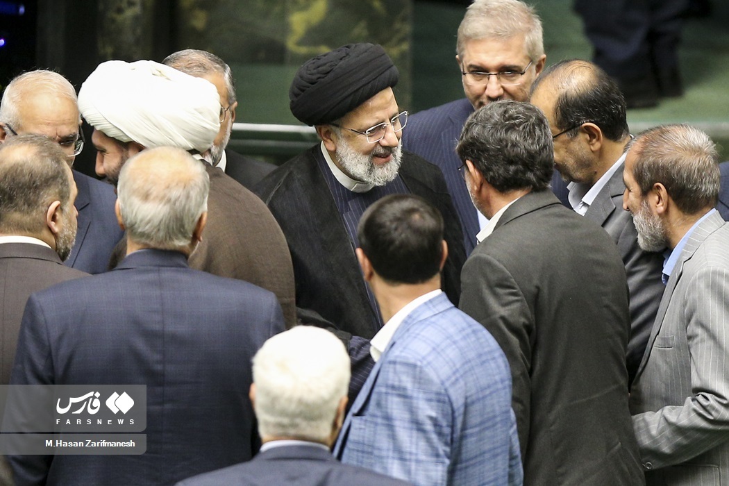 تصاویر: جلسه علنی مجلس شورای اسلامی با حضور رئیس جمهور