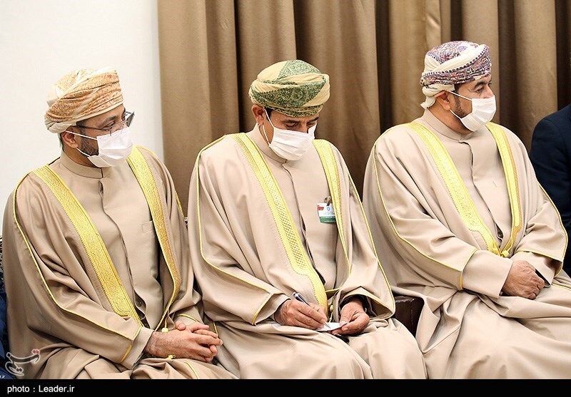 تصاویر: دیدار سلطان عمان و هیأت همراه با مقام معظم رهبری