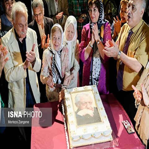 تصاویر: نکوداشت عزت الله انتظامی در سالروز ۹۹ سالگی