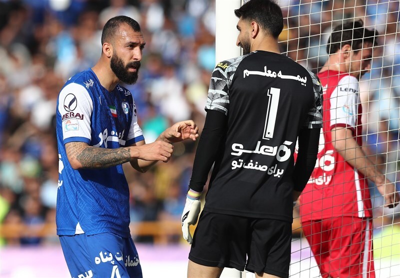 تسنیم: استقلال از مذاکره با بیرانوند عقب‌نشینی کرد
