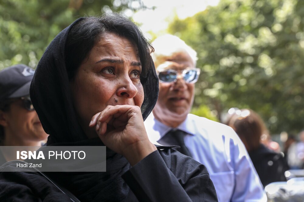 تصاویر: بدرقه پیکر خسرو حسن‌زاده در خانه هنرمندان