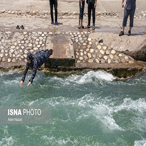 تصاویر: شنا در رودخانه «دز»