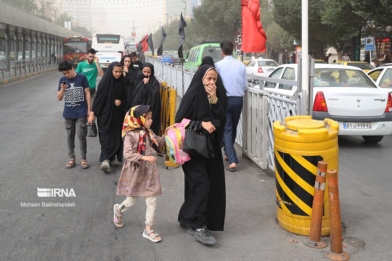 تصاویر: وضعیت بحرانی هوا در مشهد