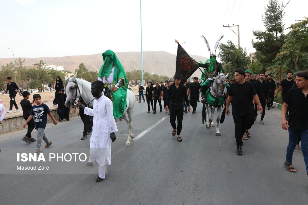 تصاویر: حرکت نمادین کاروان امام حسین (ع) از مکه به سوی کربلا