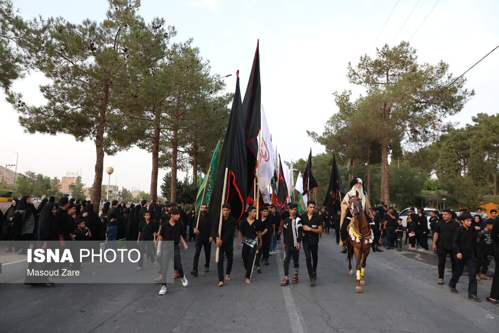 تصاویر: حرکت نمادین کاروان امام حسین (ع) از مکه به سوی کربلا