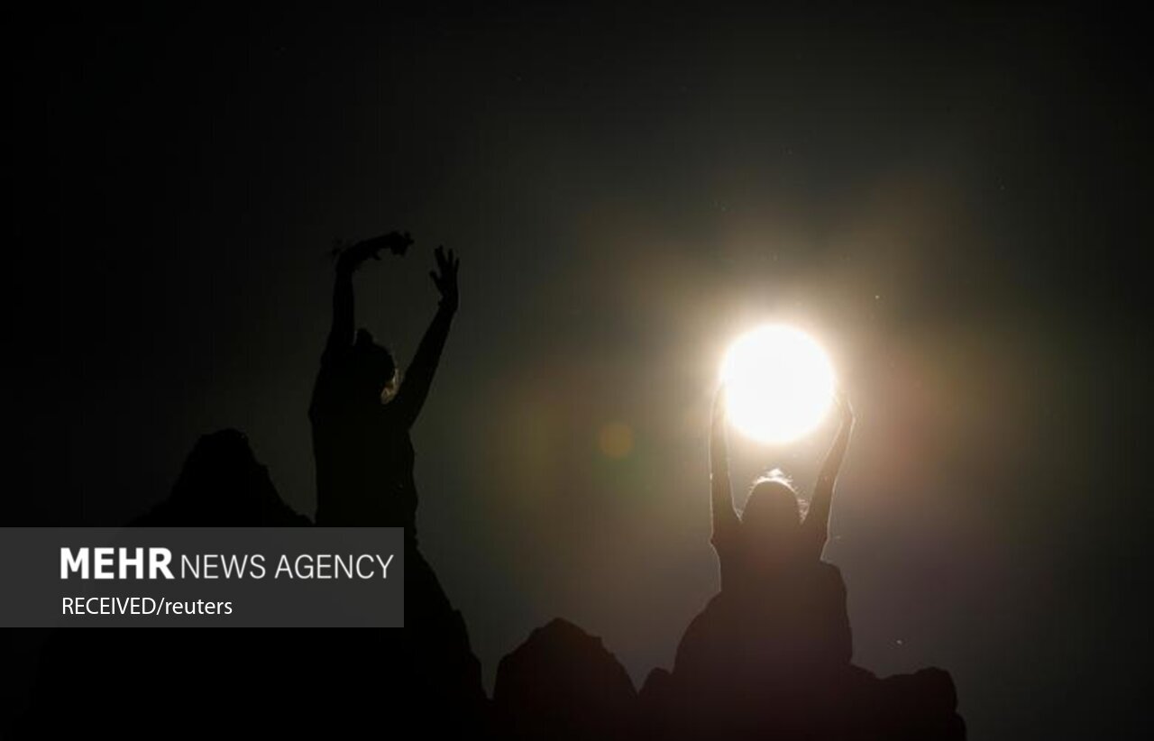 تصاویر: جشن آغاز تابستان