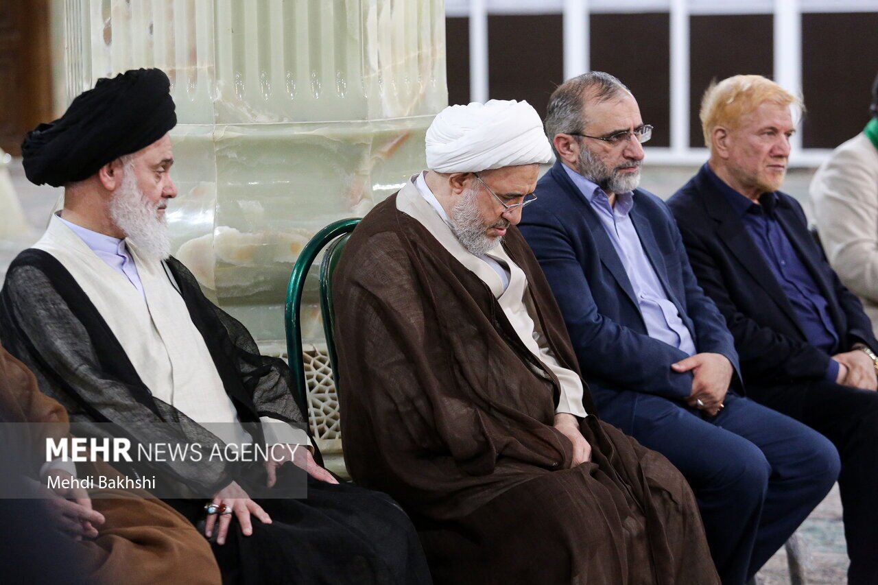تصاویر: مراسم بزرگداشت ارتحال «حجت الاسلام و المسلمین آشتیانی»