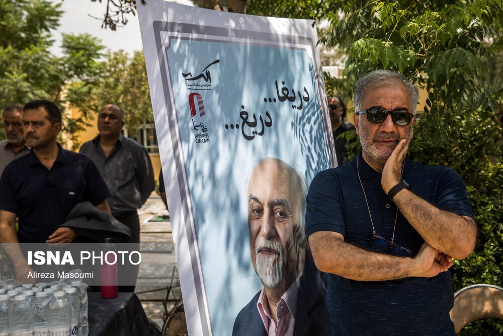 تصاویر: مراسم تشییع پیکر ایرج تقی پور