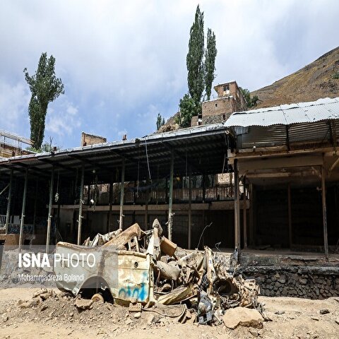 تصاویر: امامزاده داوود (ع)، یک سال پس از سیل