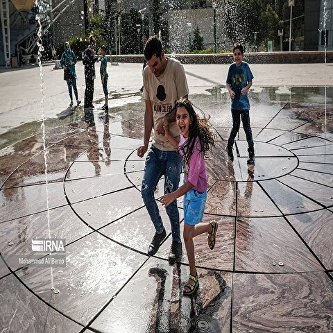 تصاویر: هجوم موج گرما به تهران