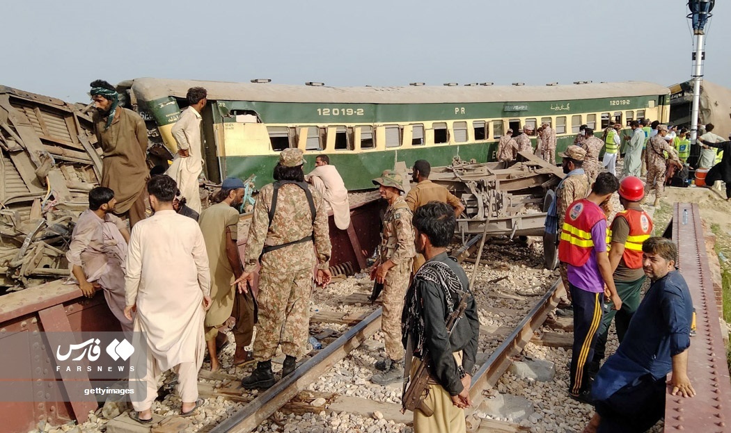تصاویر:  سانحه قطار در پاکستان