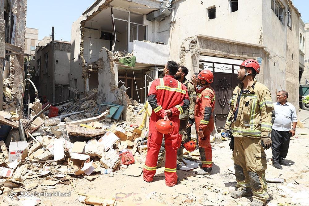 تصاویر:  انفجار شدید در یک ساختمان ۳ طبقه مسکونی در جوانمرد قصاب