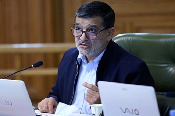  اعتراض ۹ نفر از اعضای شورا درباره «مداخلات» مکرر داماد زاکانی در تصمیم‌گیری‌های شهرداری تهران