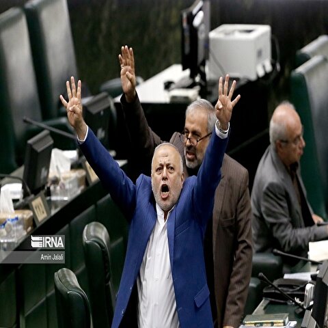 تصاویر: جلسه علنی مجلس و موافقت با بررسی لایحه حجاب به صورت «اصل ۸۵»