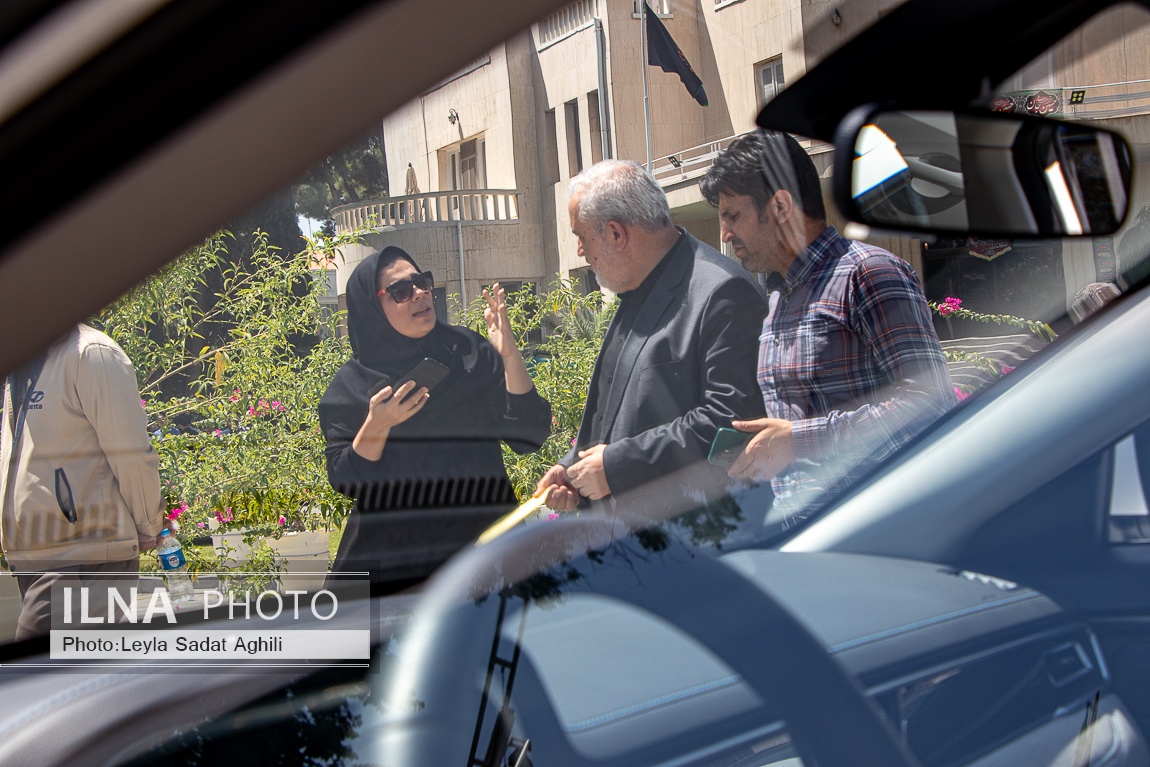 تصاویر: حاشیه هیئت دولت - ۲۵ مرداد