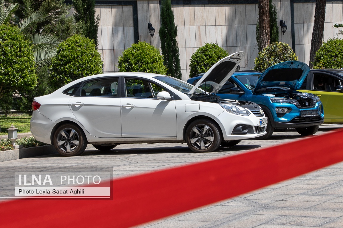 تصاویر: حاشیه هیئت دولت - ۲۵ مرداد