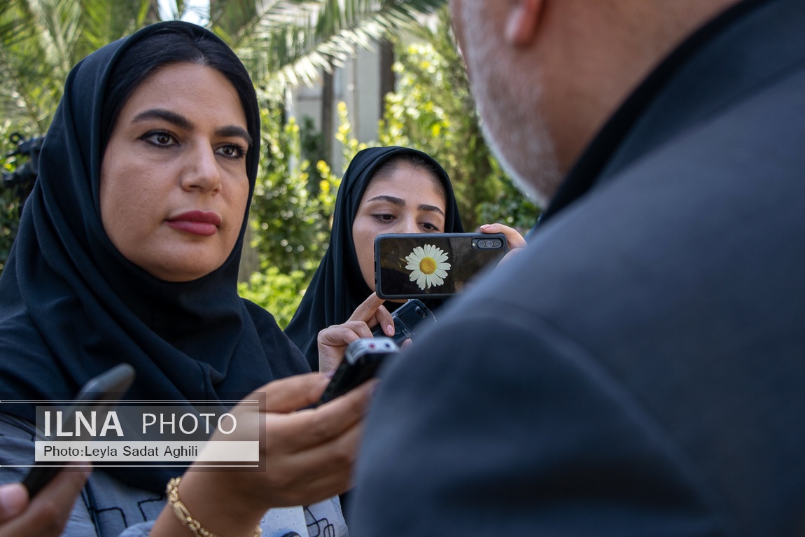 تصاویر: حاشیه هیئت دولت - ۲۵ مرداد