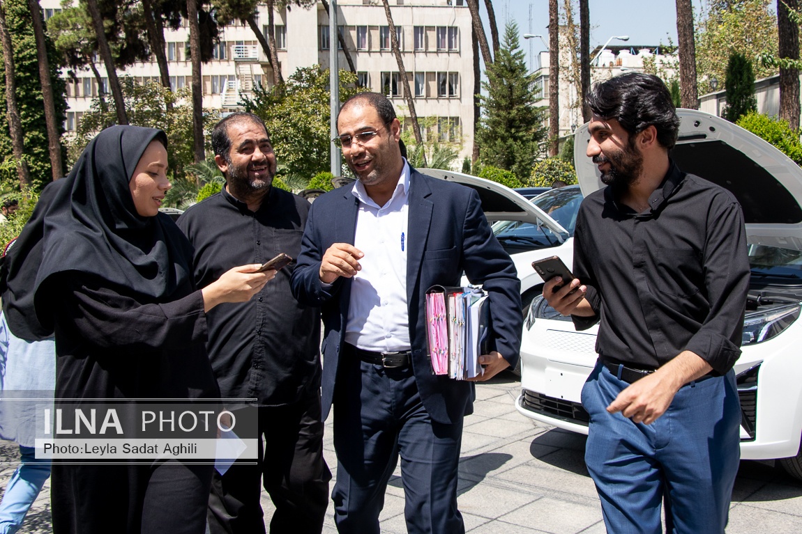 تصاویر: حاشیه هیئت دولت - ۲۵ مرداد