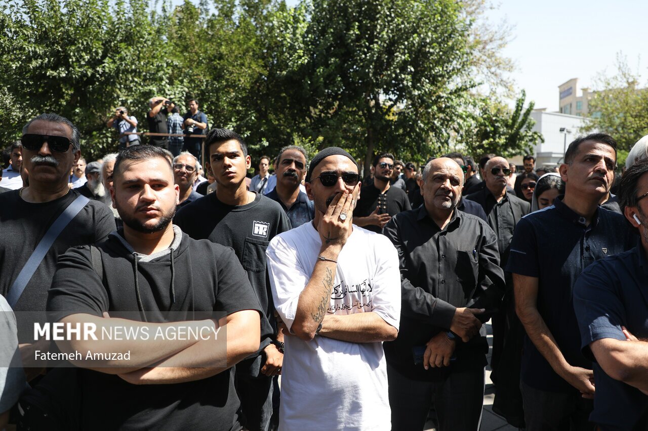 تصاویر: تشییع پیکر مرحوم محمدعلی اسماعیلی نوازنده پیشکسوت تمبک