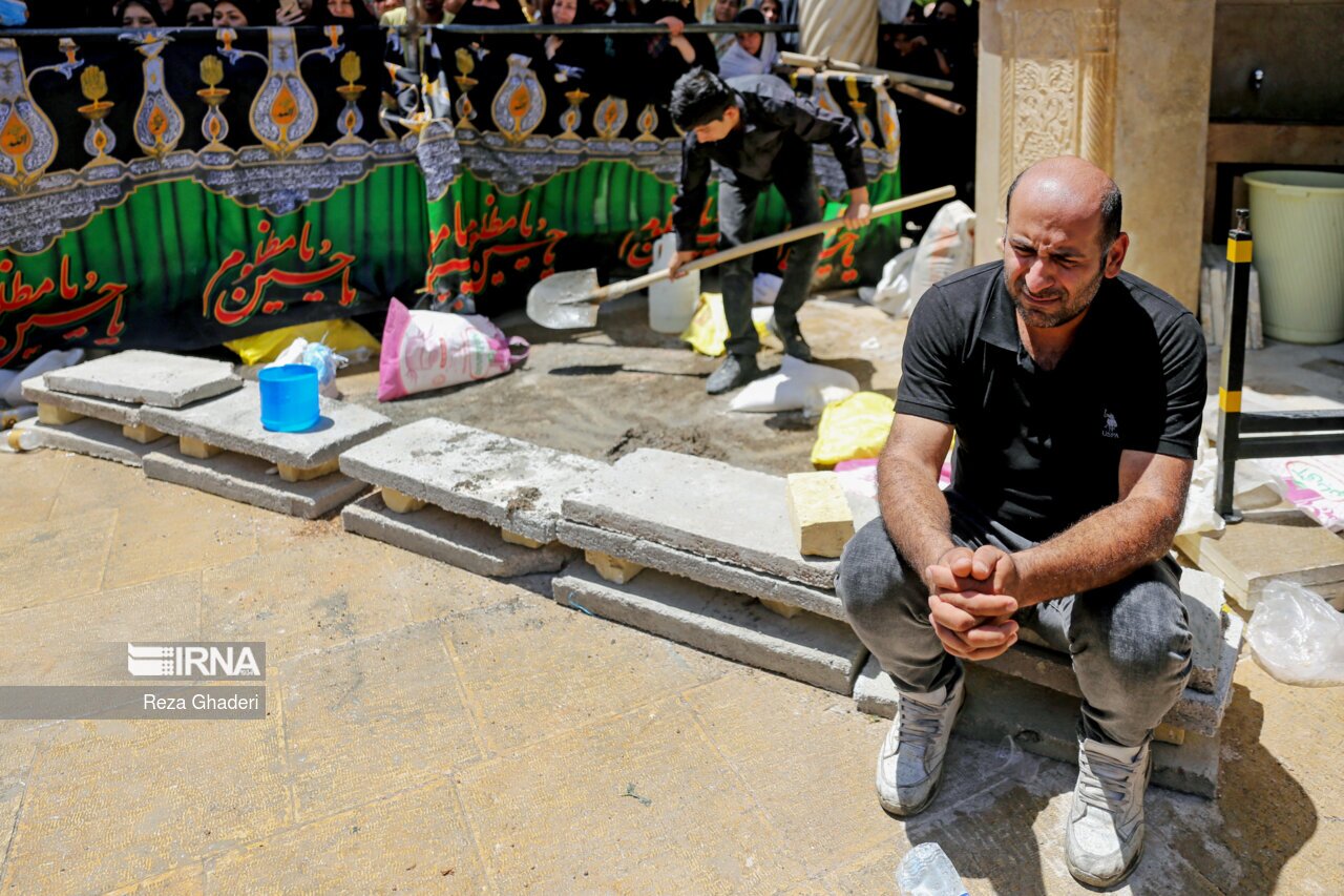 تصاویر: تشییع پیکر شهدای حرم شاهچراغ (ع)