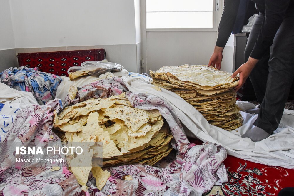 تصاویر: آیین سنتی پخت نان نذری در روستای لاسجرد سرخه - سمنان