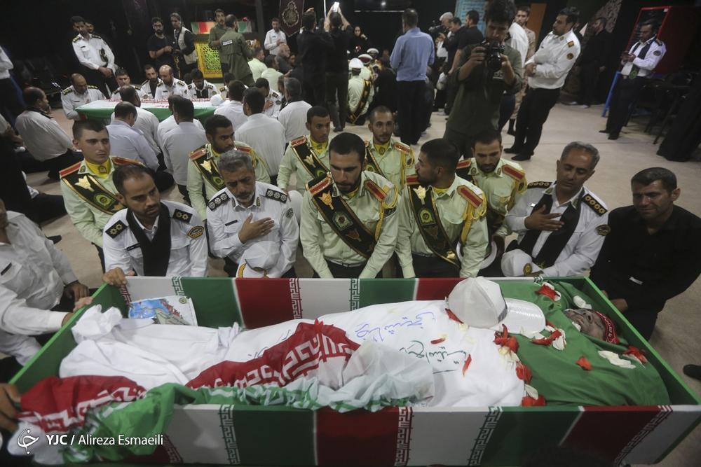 تصاویر: وداع با شهدای حمله تروریستی جاده خاش- تفتان