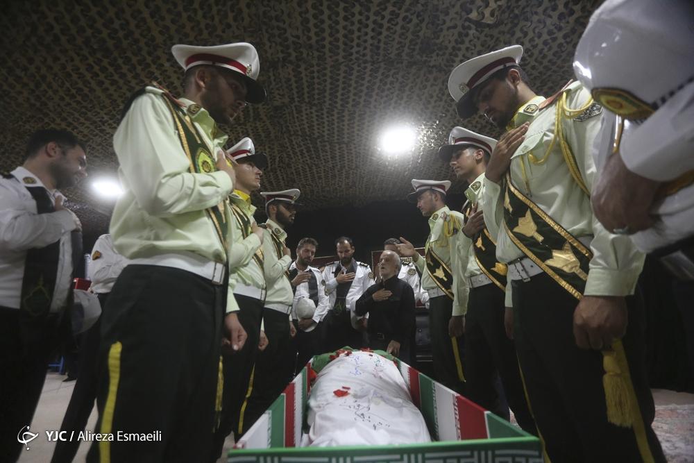 تصاویر: وداع با شهدای حمله تروریستی جاده خاش- تفتان