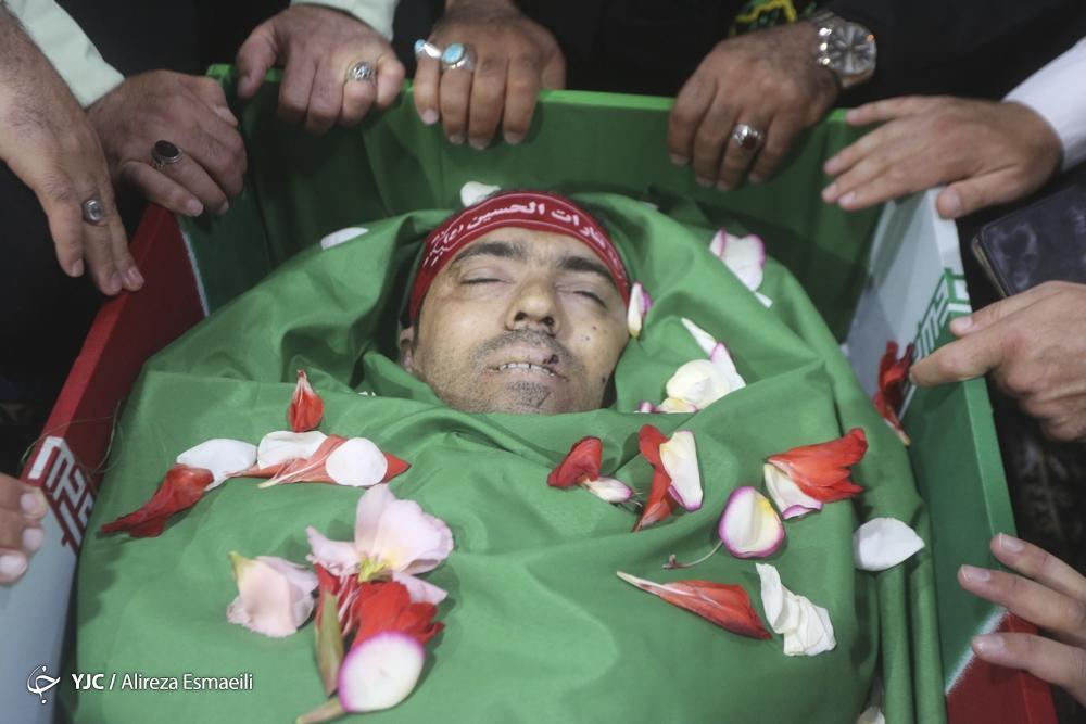 تصاویر: وداع با شهدای حمله تروریستی جاده خاش- تفتان