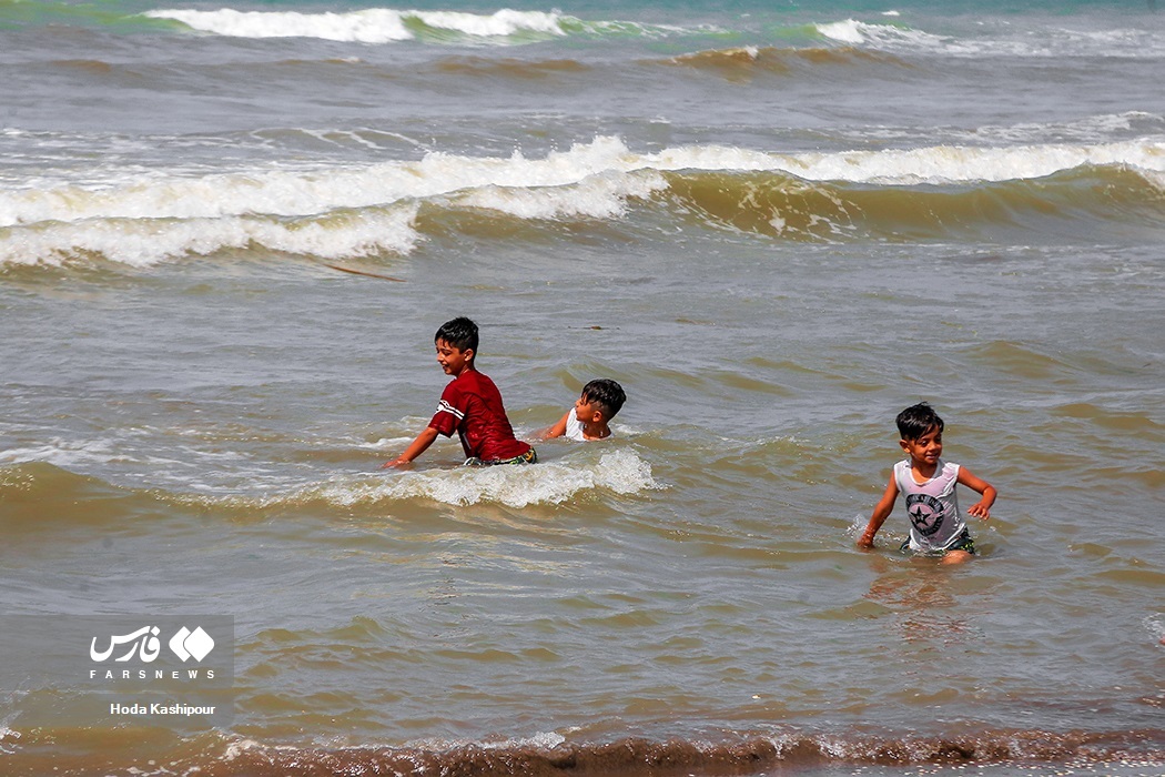 تصاویر: دریای خزر آب می‌رود!