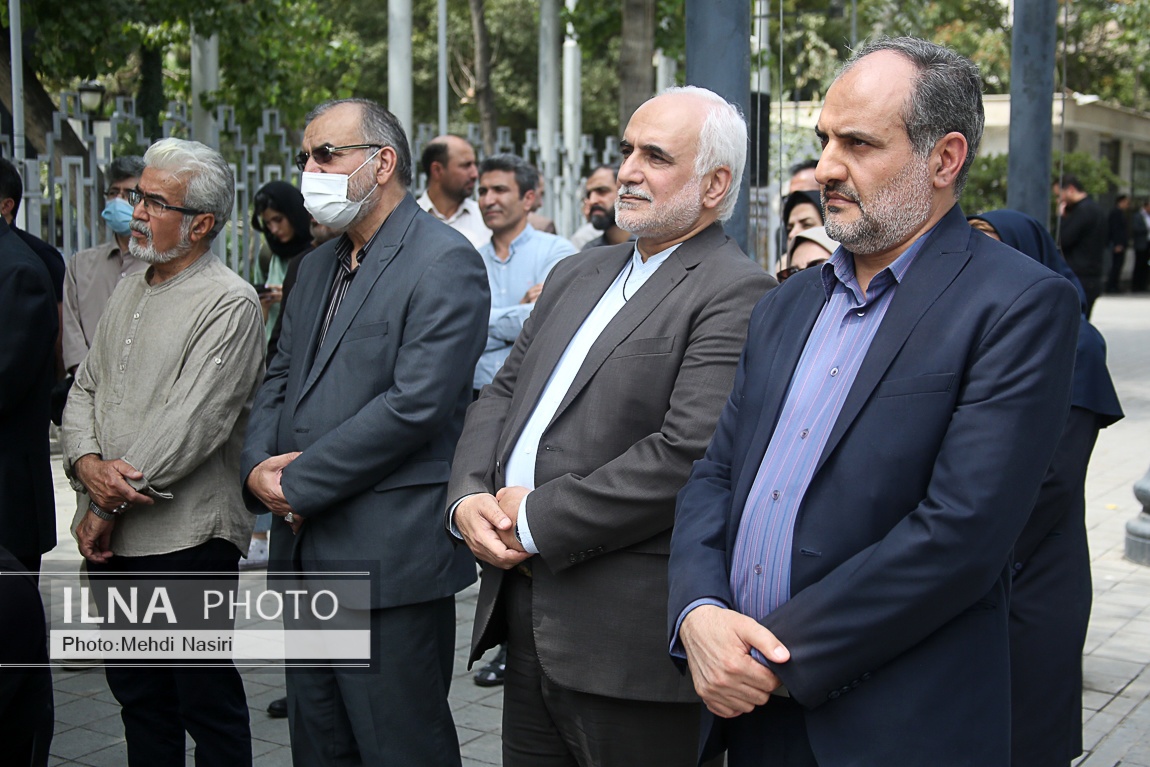 تصاویر: مراسم تشییع زنده‌یاد جلال شباهنگی