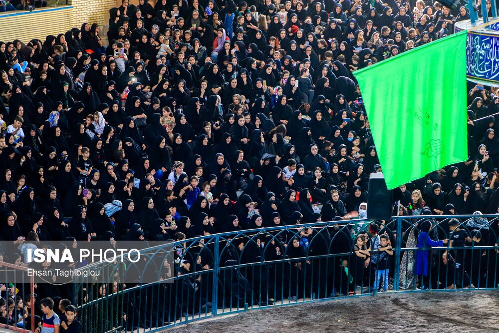 تصاویر:  تعزیه خوانی ۴۰۰ ساله شهر ارمغانخانه