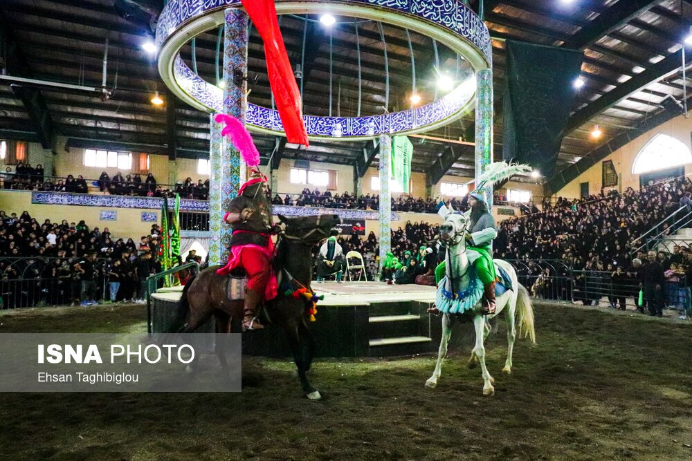 تصاویر:  تعزیه خوانی ۴۰۰ ساله شهر ارمغانخانه