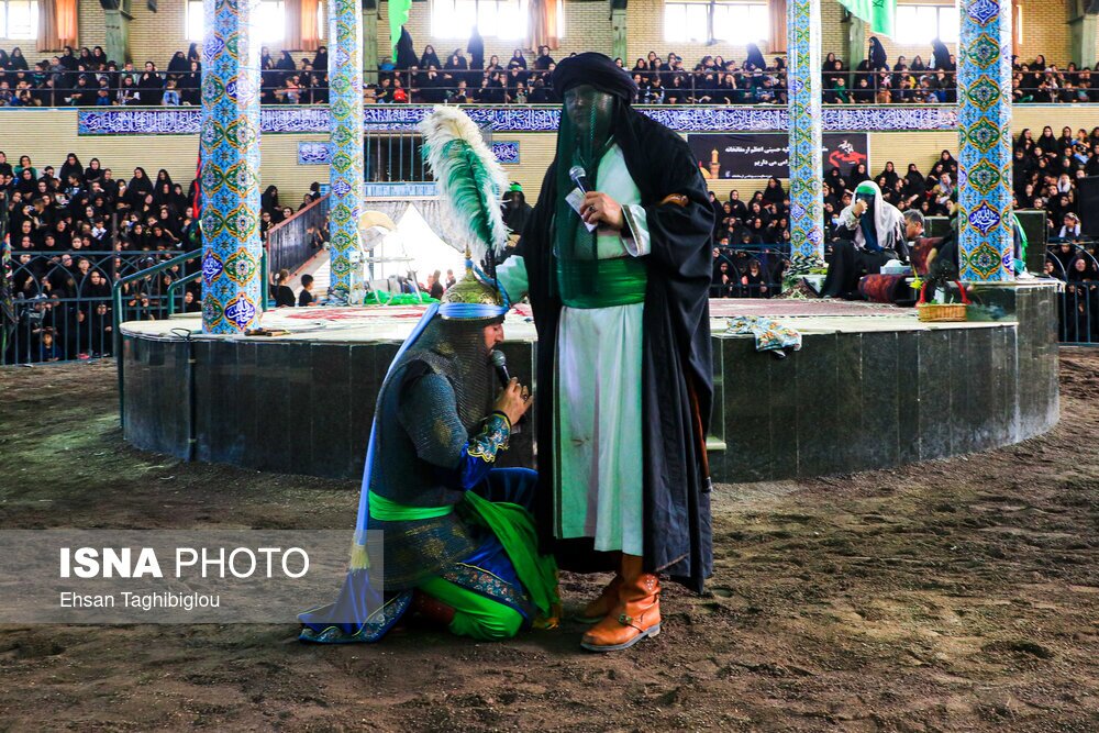 تصاویر:  تعزیه خوانی ۴۰۰ ساله شهر ارمغانخانه