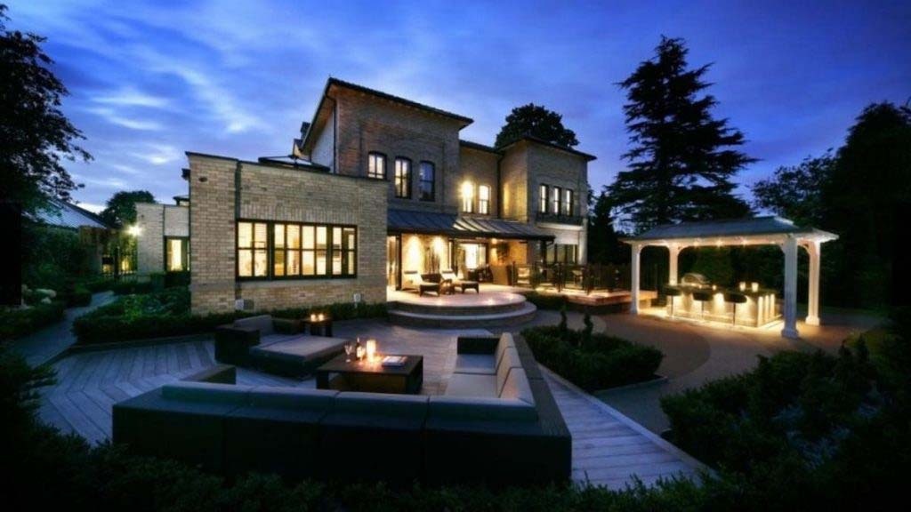 گران‌ترین خانه‌های بازیکنان فوتبال جهان در سال ۲۰۲۳