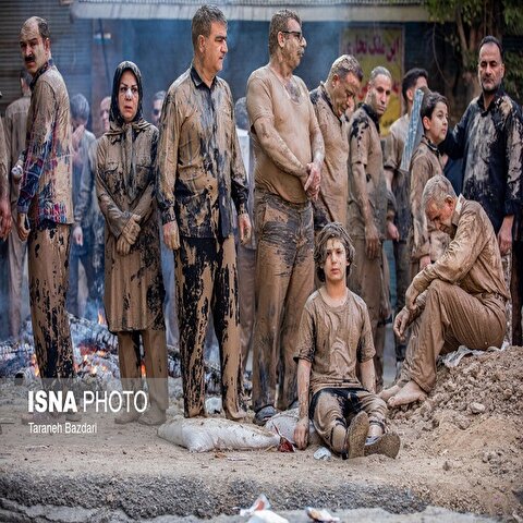 تصاویر: آیین گل مالی در خرم‌آباد