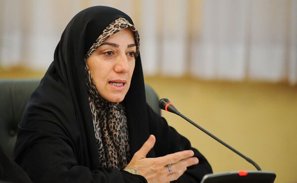 بازنشستگی اجباری ۹ تن از اساتید علوم سیاسی دانشگاه آزاد تهران با اتهاماتی مانند ضد انقلاب بودن، داشتن تفکر غربزده و ولایی نبودن انجام شده؛ یعنی همان اسلحهای که برای هر حذفی مشروع شده / هیچ یک از آنها ۳۰ سال خدمت نیستند و اخراجشان مطابق آیین نامه نبوده / تهرانچی رئیس دانشگاه آزاد آشکارا گفته بود این کار قانونی است / به ولایتی هم نامه نوشتیم، اما پاسخی نداد بازنشستگی اجباری ۹ تن از اساتید علوم سیاسی دانشگاه آزاد تهران با اتهاماتی مانند ضد انقلاب بودن، داشتن تفکر غربزده و ولایی نبودن انجام شده؛ یعنی همان اسلحهای که برای هر حذفی مشروع شده / هیچ یک از آنها ۳۰ سال خدمت نیستند و اخراجشان مطابق آیین نامه نبوده / تهرانچی رئیس دانشگاه آزاد آشکارا گفته بود این کار قانونی است / به ولایتی هم نامه نوشتیم، اما پاسخی نداد