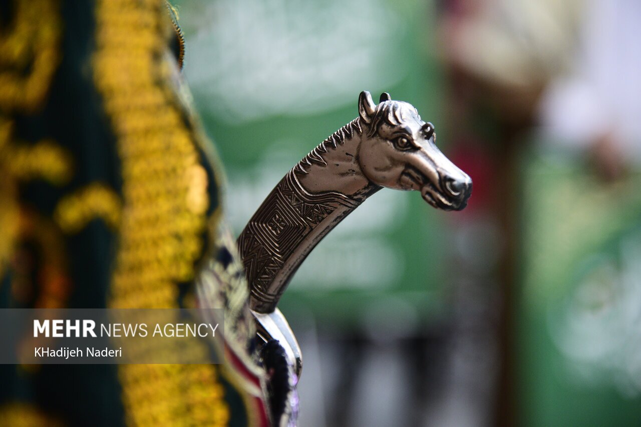 تصاویر: آئین عاشورایی - گذرچهارباغ اصفهان