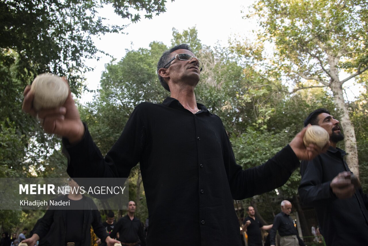 تصاویر: آئین عاشورایی - گذرچهارباغ اصفهان