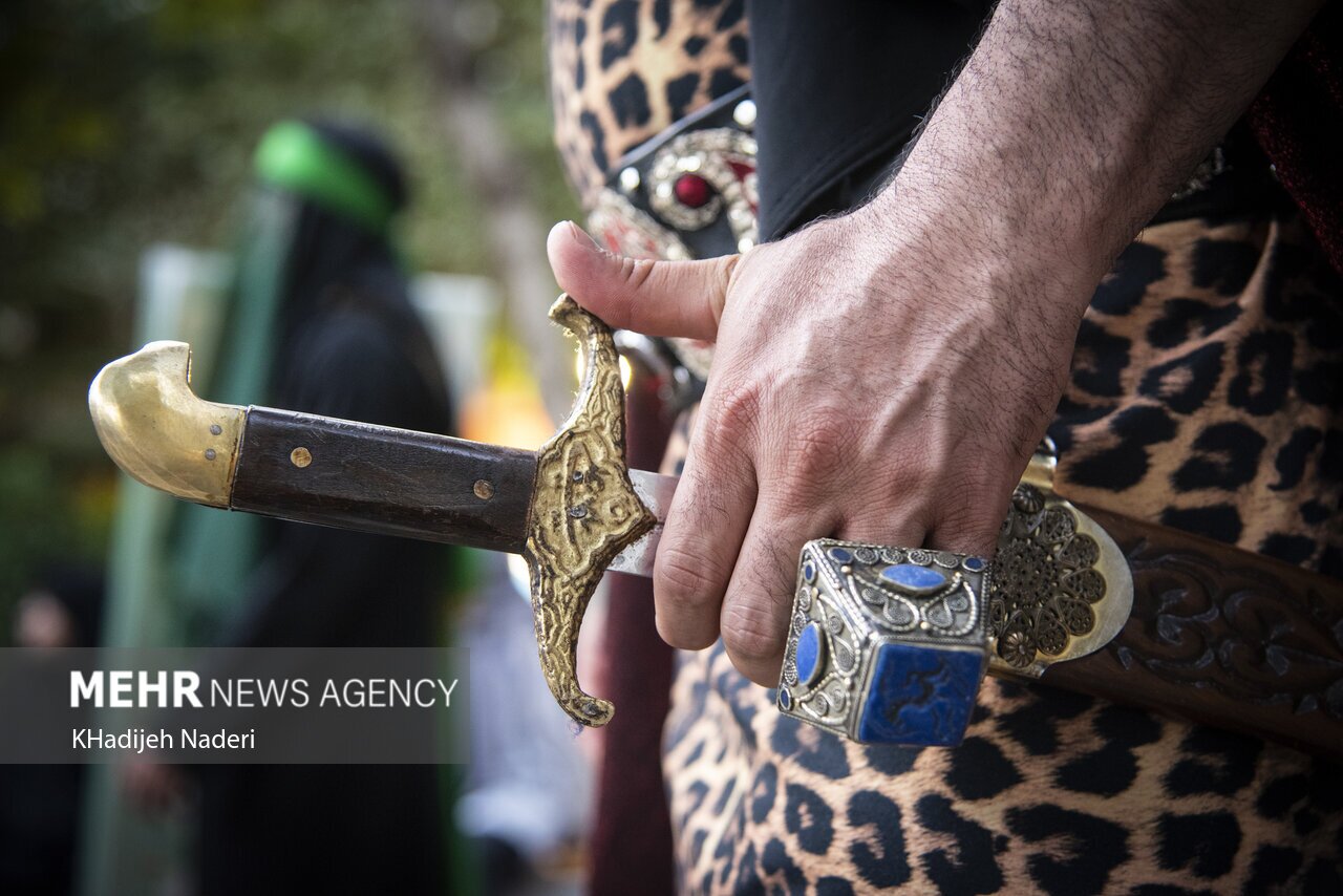 تصاویر: آئین عاشورایی - گذرچهارباغ اصفهان