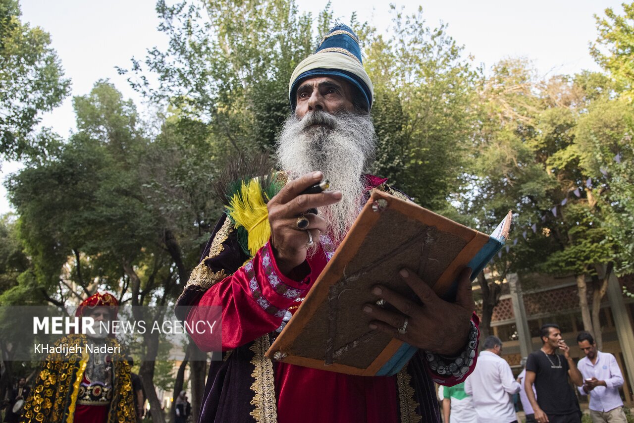 تصاویر: آئین عاشورایی - گذرچهارباغ اصفهان
