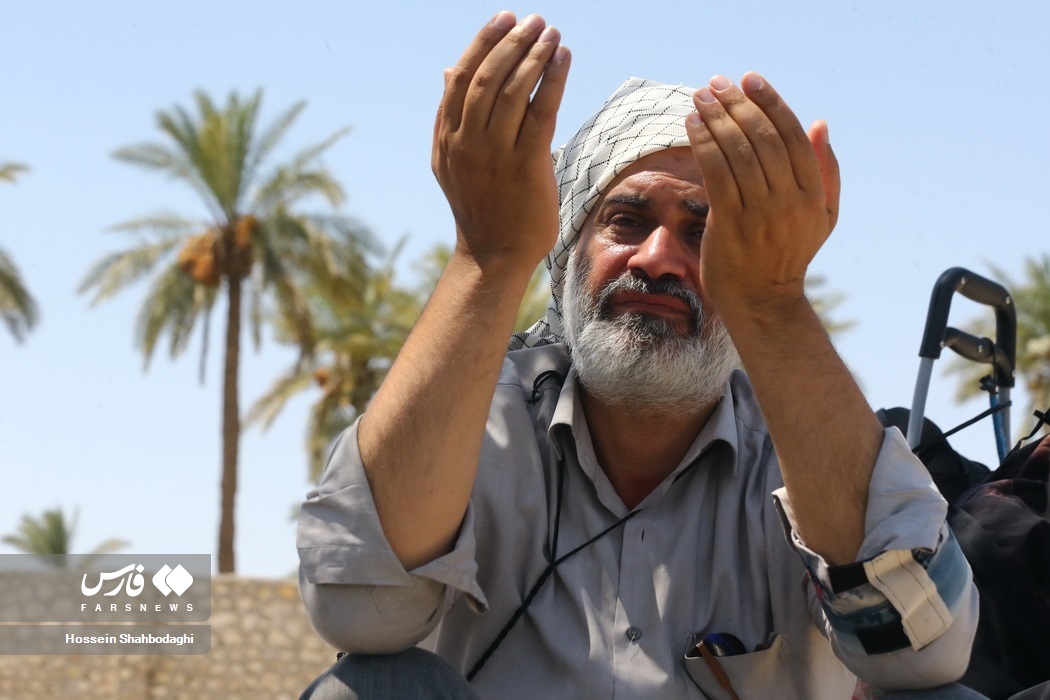 تصاویر: روضه زائران امام حسین(ع) در رود فرات